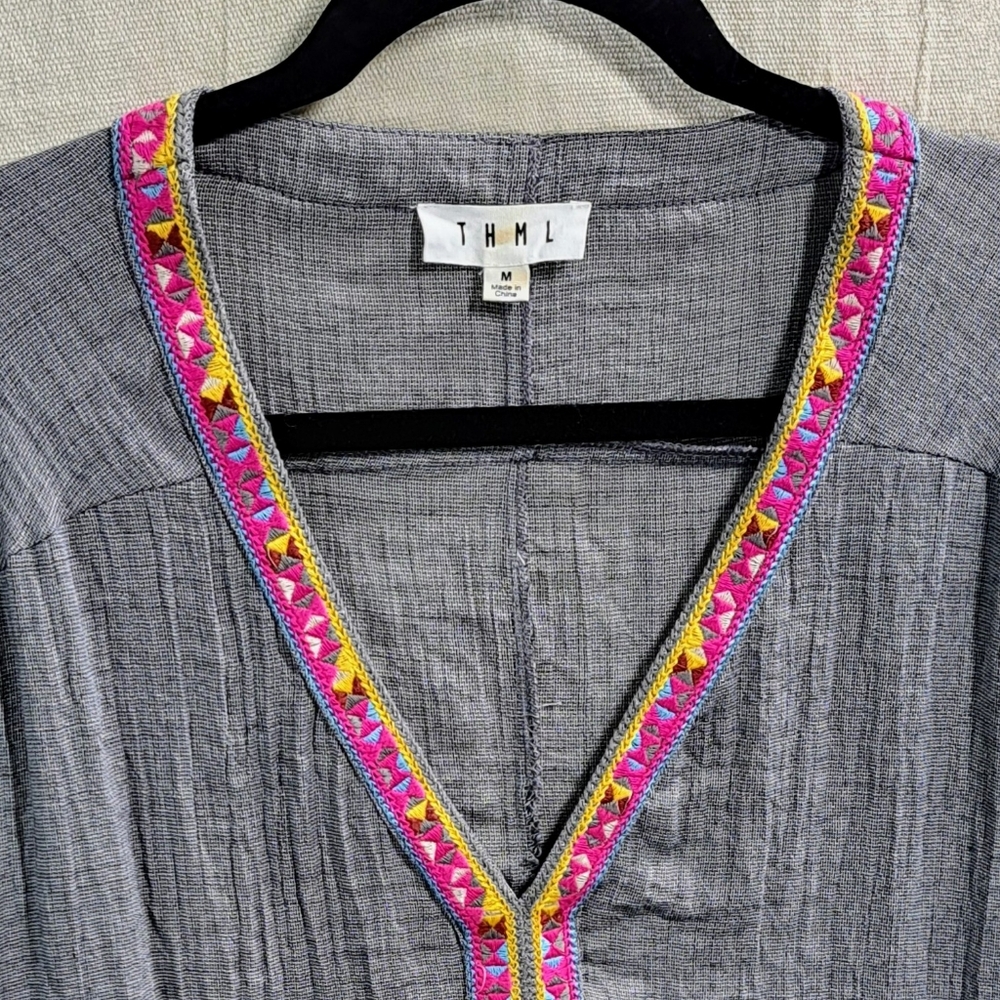 THML Wmn Med Aztec Tribal Embroidery VNeck Pullover Boho Hippie Woven Tunic Top